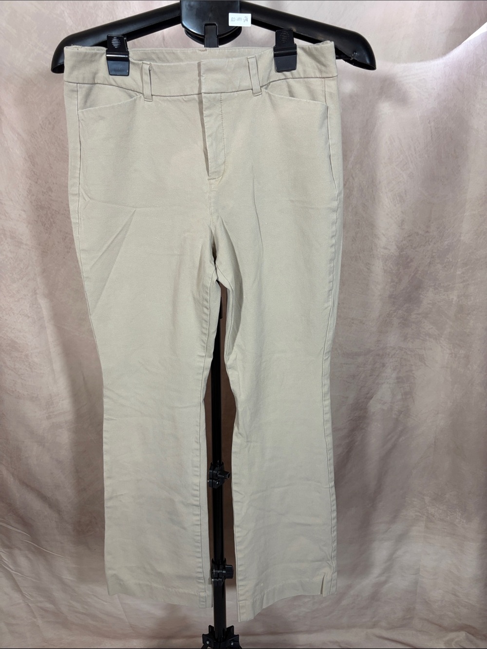 Old Navy Women’s Boot Cut Khakis Size 10 29.5” inseam